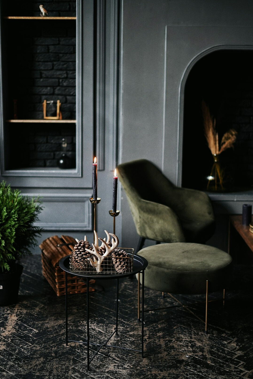 Elegant 1980s-style living room with velvet armchairs and brass details